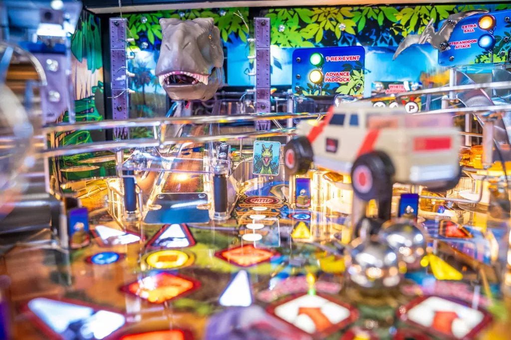 Jurassic Park pinball machine 30th Anniversary Limited edition - Image 9